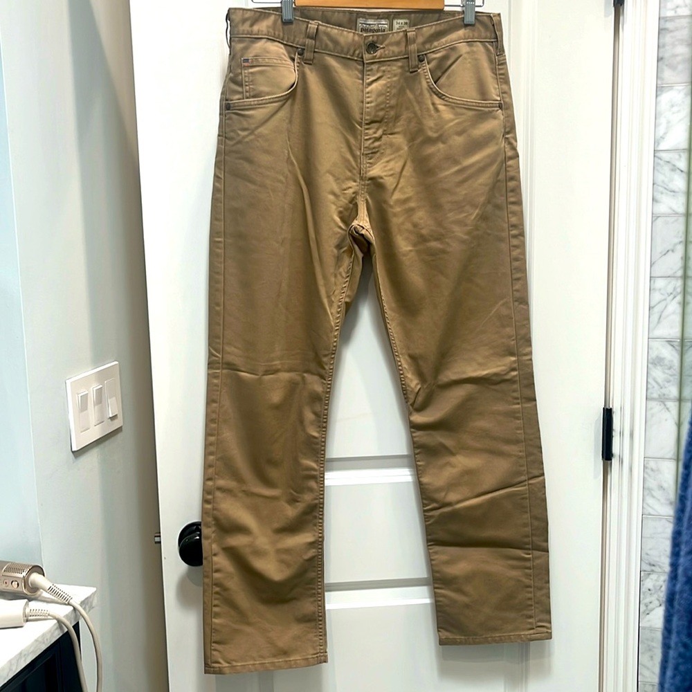 Patagonia Iron Clad Organic Cotton Mens 34x30 Straight tan pants